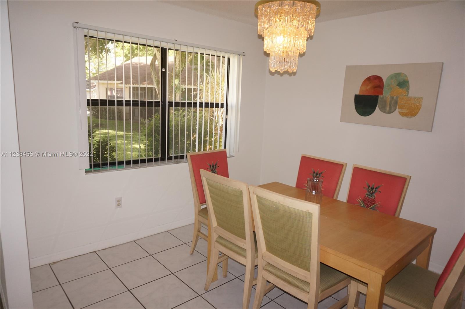 5420 Gate Lake Road, Unit 5420 Tamarac, FL 33319 - Photo 6 of 39 Gallery Image 6