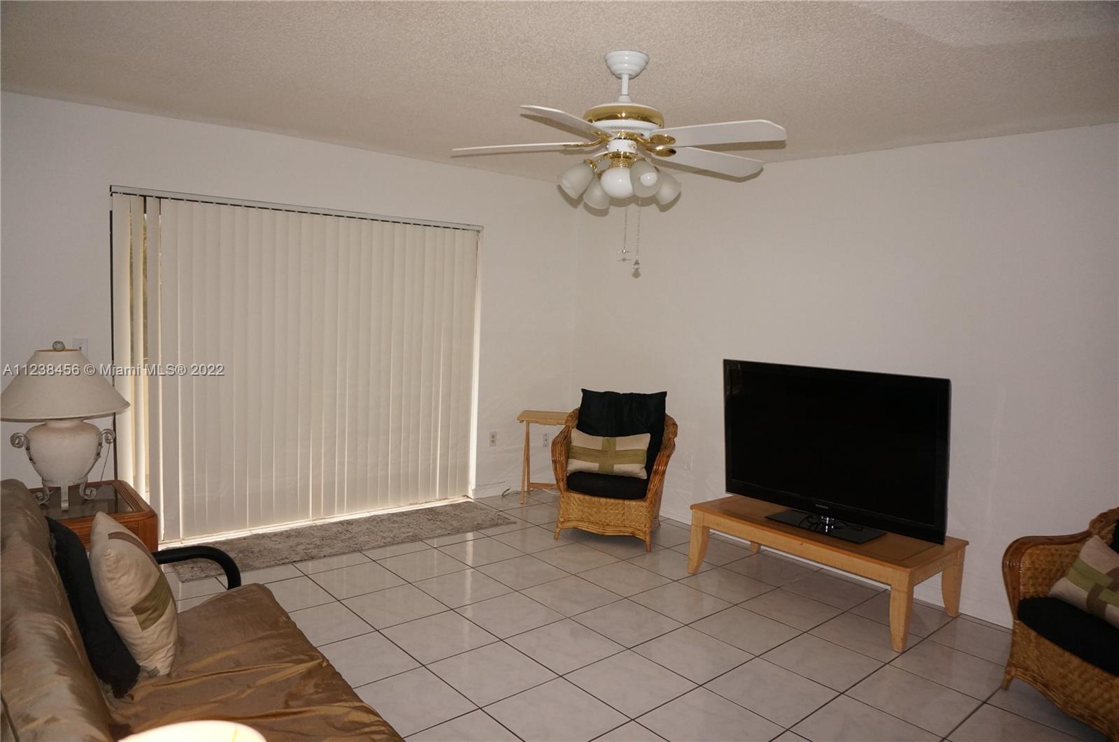 5420 Gate Lake Road, Unit 5420 Tamarac, FL 33319 - Photo 9 of 39 Gallery Image 9