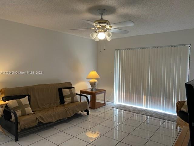 5420 Gate Lake Road, Unit 5420 Tamarac, FL 33319 - Photo 10 of 39 Gallery Image 10