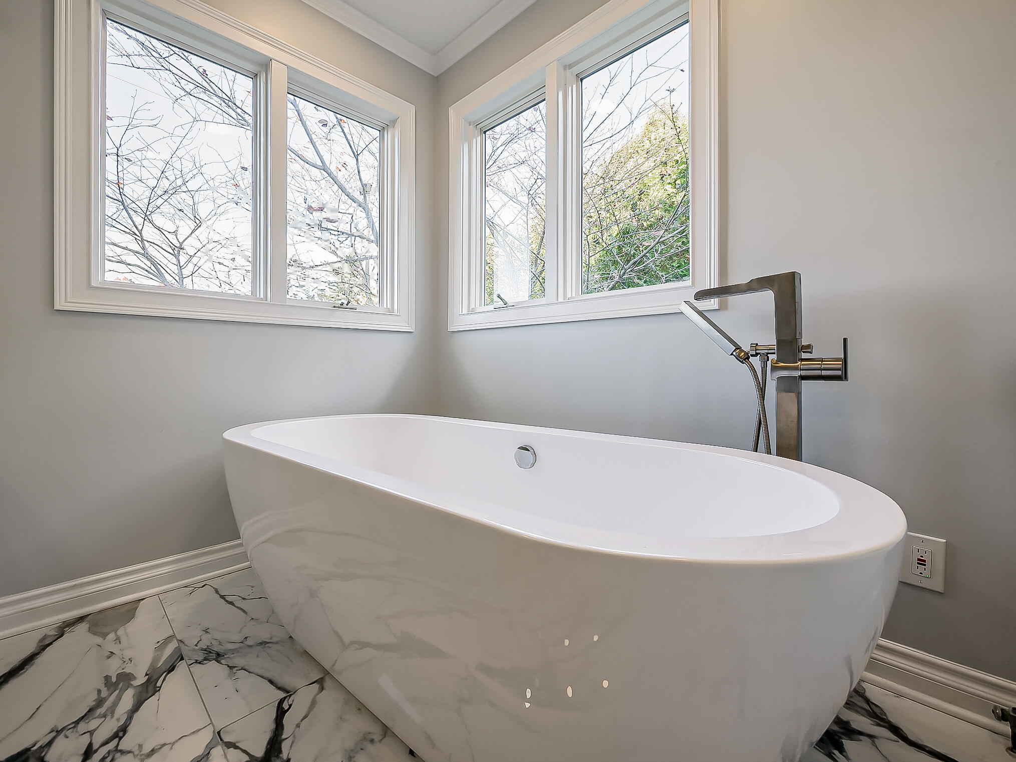 3345 East Commerce Road Commerce Township, MI 48382 - Photo 16 of 53 Primary Ensuite