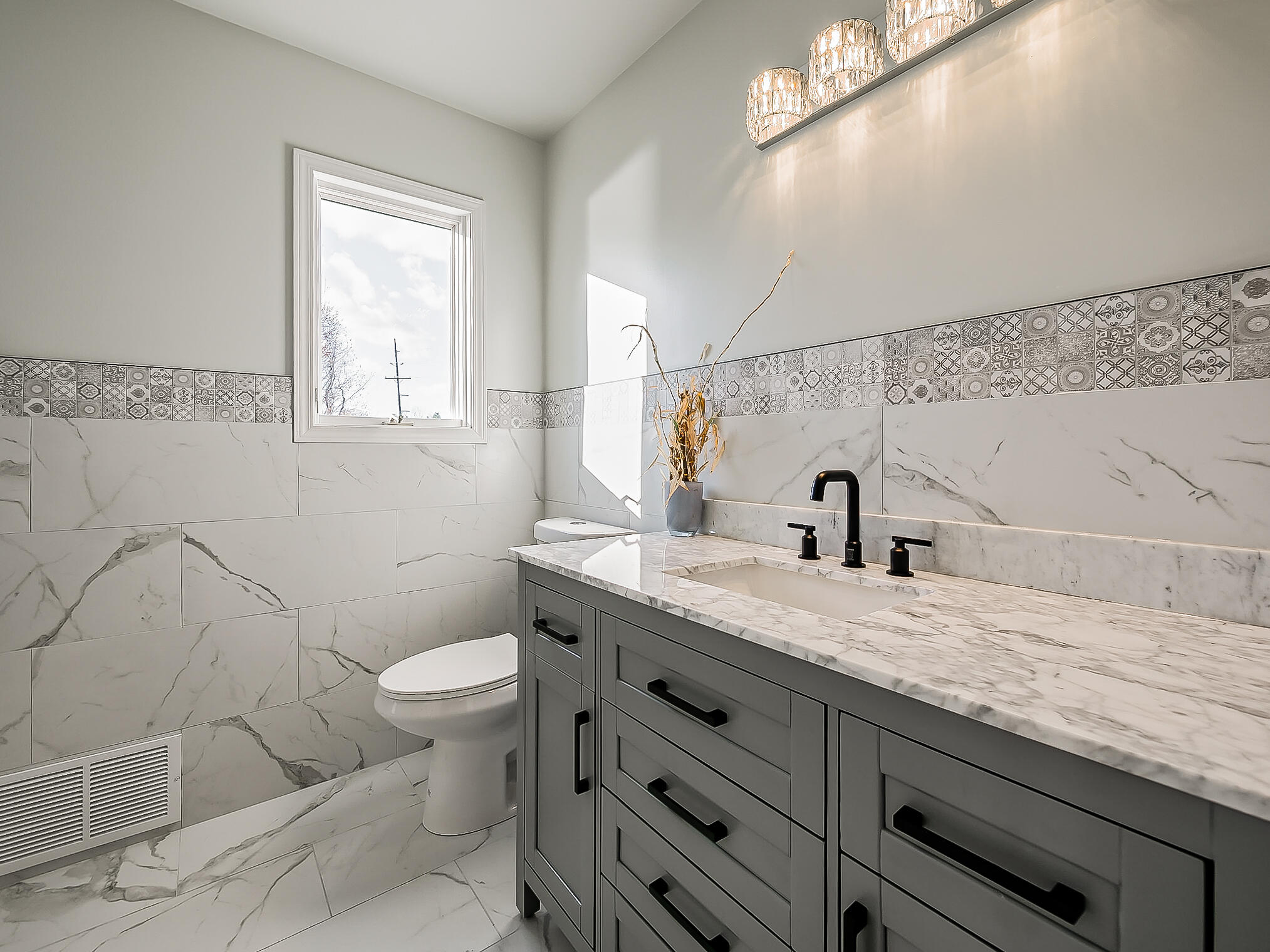 3345 East Commerce Road Commerce Township, MI 48382 - Photo 26 of 53 Secondary Bathroom