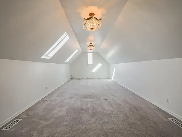 $659,900 | 3345 East Commerce Road, Commerce Township, MI 48382