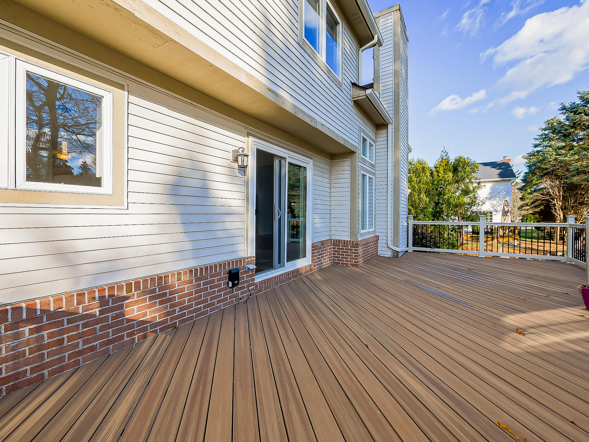 3345 East Commerce Road Commerce Township, MI 48382 - Photo 35 of 53 Outdoor Entertainment Deck