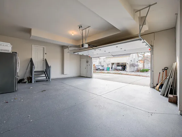 $659,900 | 3345 East Commerce Road, Commerce Township, MI 48382