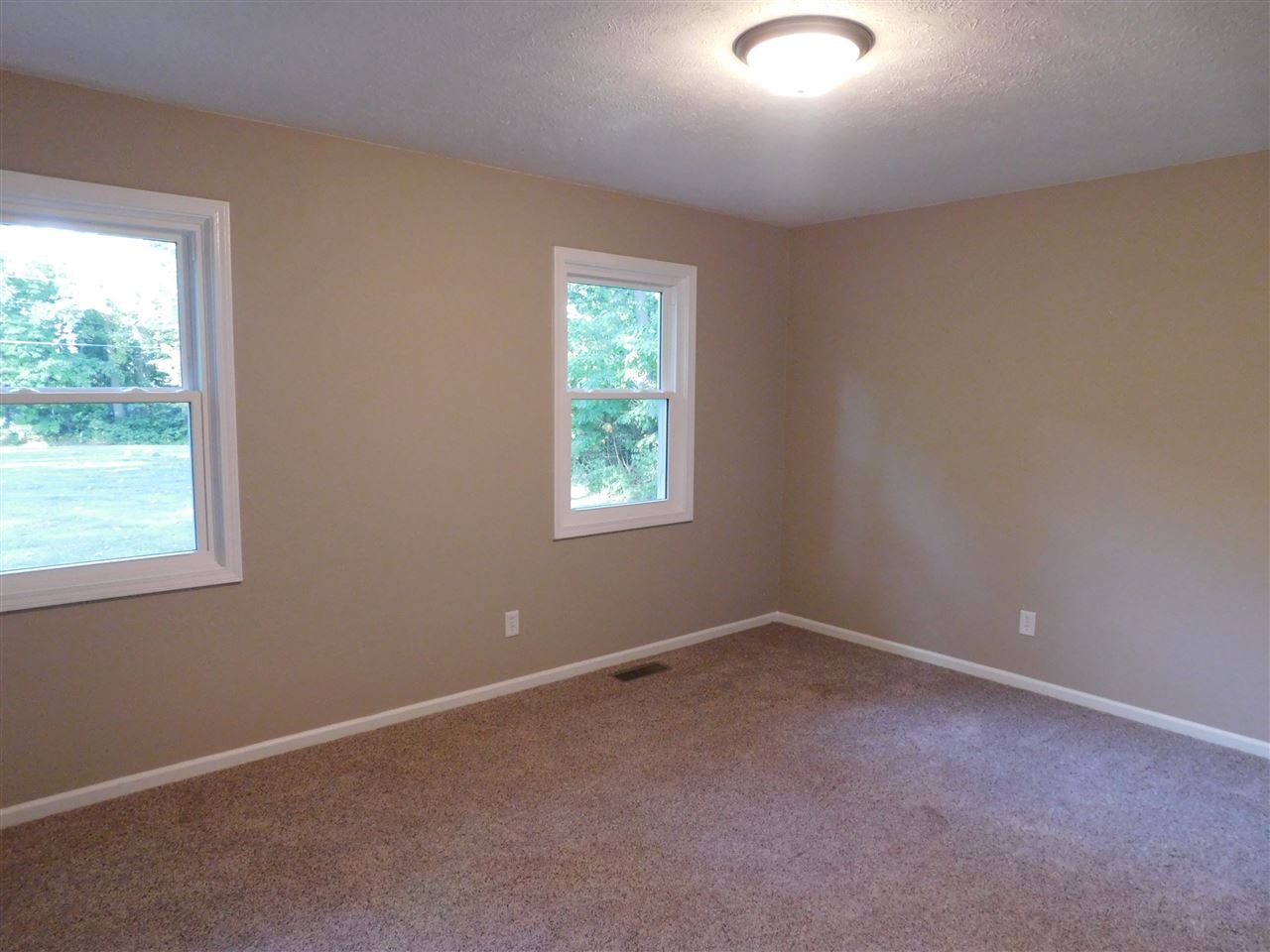 13737 2a Road Plymouth, IN 46563 - Photo 11 of 33