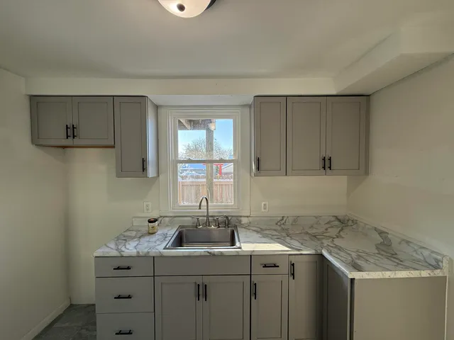 $200,000 | 10 Richards Place, Battle Creek, MI 49015