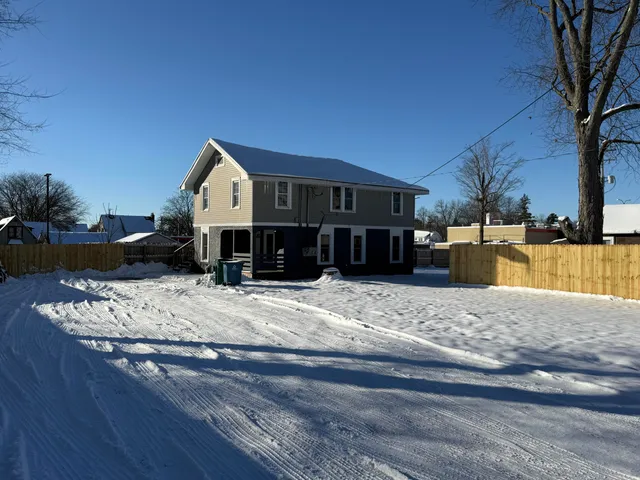 $200,000 | 10 Richards Place, Battle Creek, MI 49015