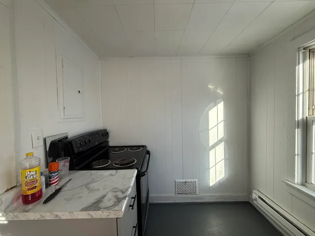 $200,000 | 10 Richards Place, Battle Creek, MI 49015