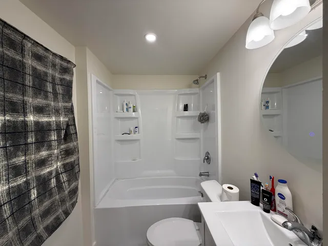 $200,000 | 10 Richards Place, Battle Creek, MI 49015