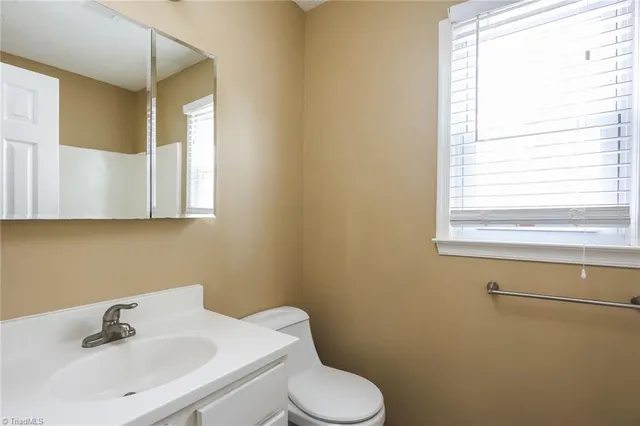 $2,045 | 1601 Trinity Garden Circle, Clemmons, NC 27012