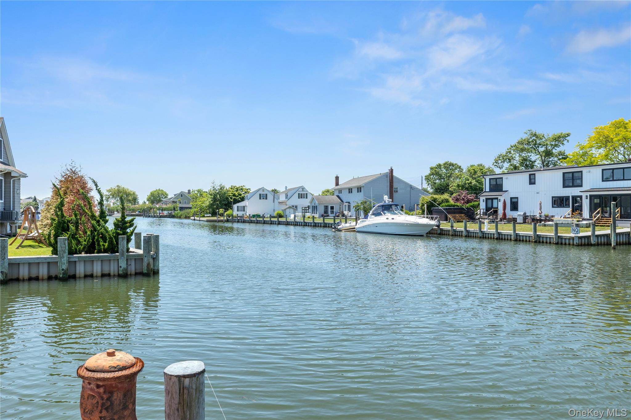 34 Cape Road Amityville, NY 11701 - Photo 30 of 36