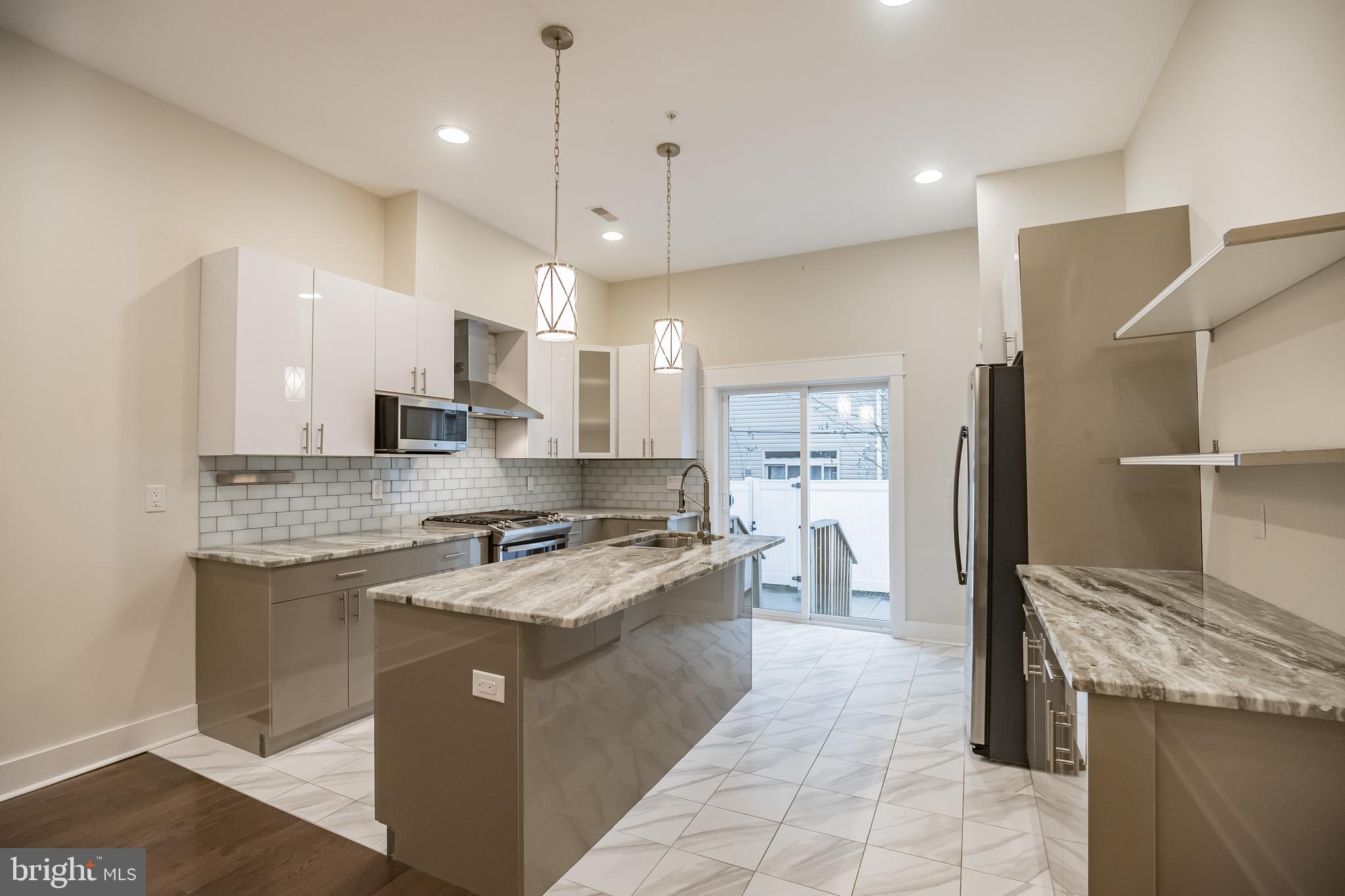 2030 Reed Street Philadelphia, PA 19146 - Photo 7 of 30 Gallery Image 7