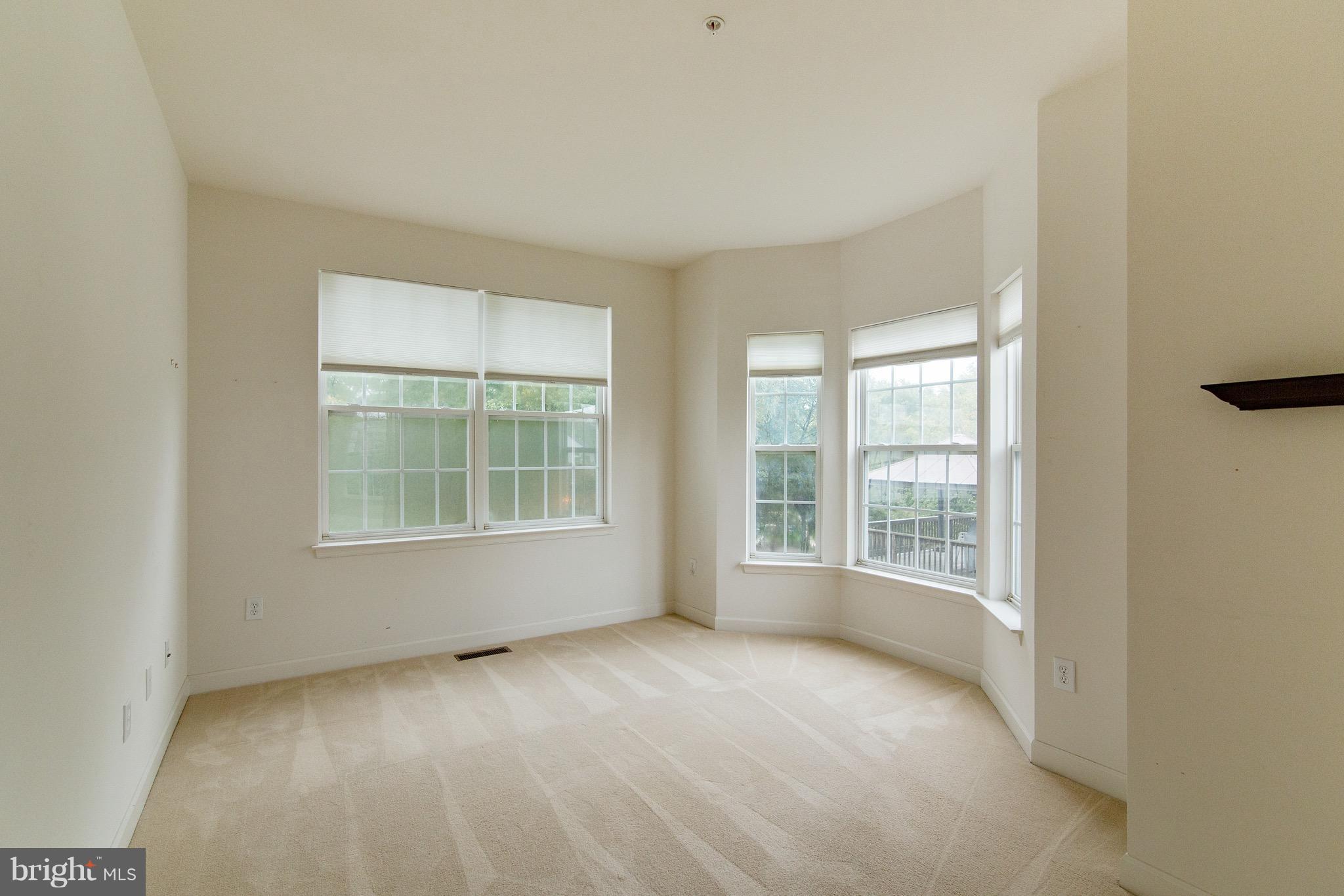 14213 Punch Street Silver Spring, MD 20906 - Photo 13 of 29 Main Level Office