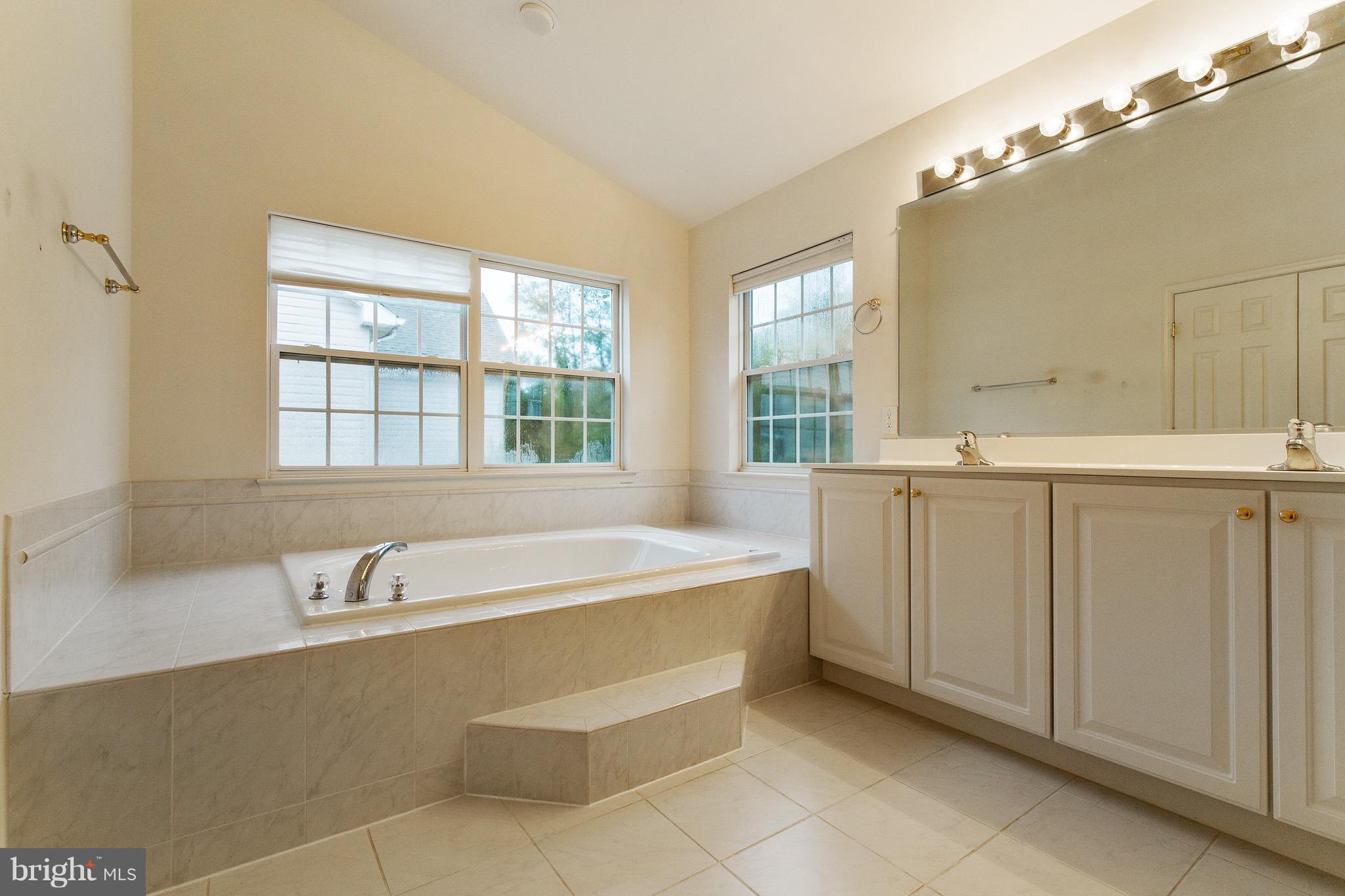 14213 Punch Street Silver Spring, MD 20906 - Photo 23 of 29 Bath (Master)