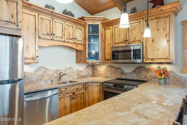 $1,375,000 | 4670 Vail Racquet Club Drive, Unit 18, Vail, CO 81657