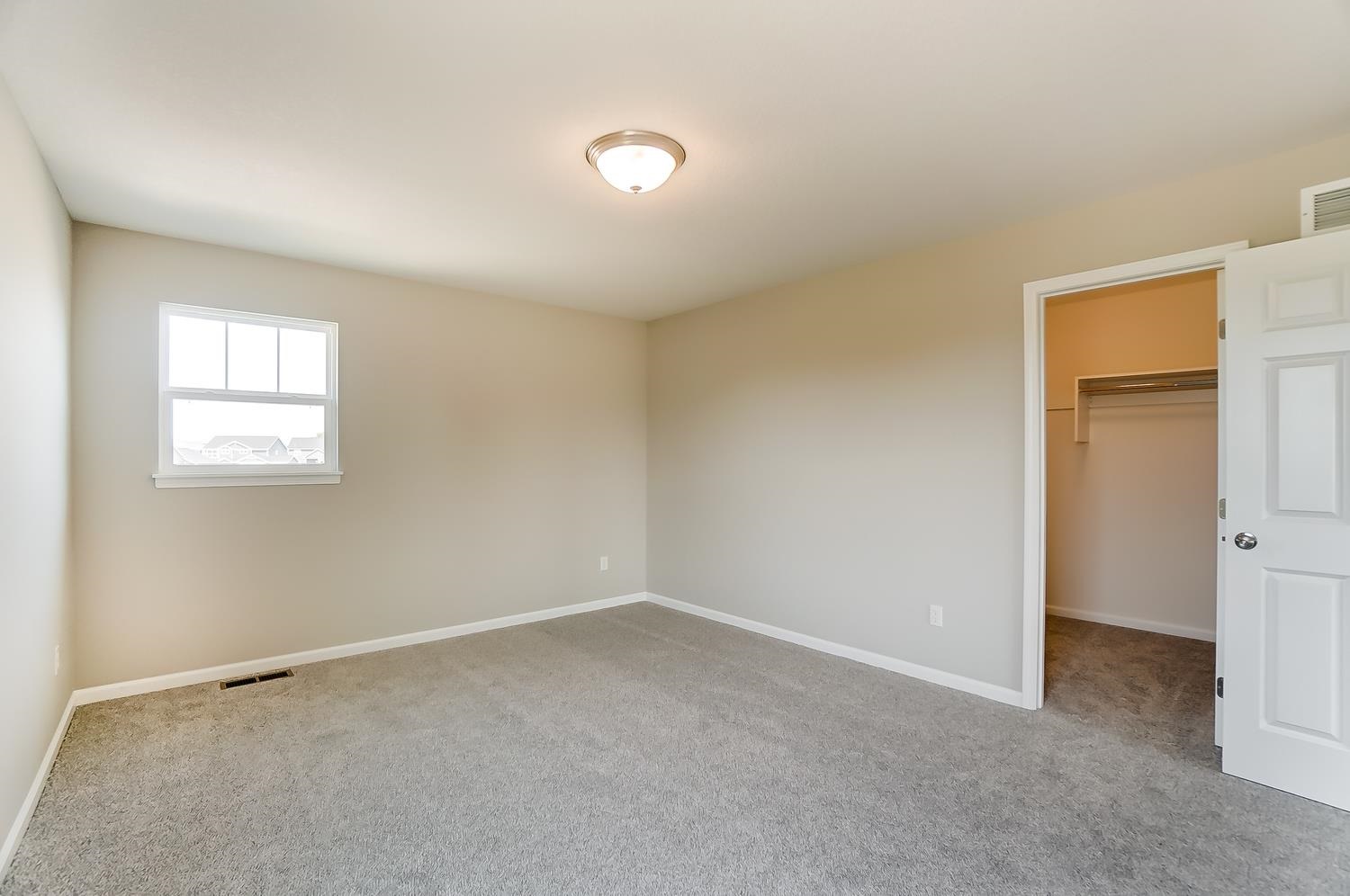 920 Meravi Cove Fort Wayne, IN 46818 - Photo 18 of 32 Gallery Image 18