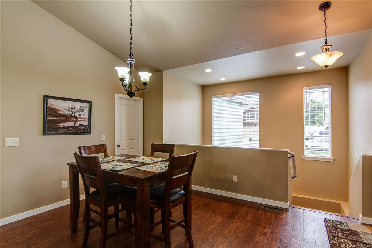5123 North Avalon Road Spokane Valley, WA 99216 - Photo 8 of 20 Gallery Image 8