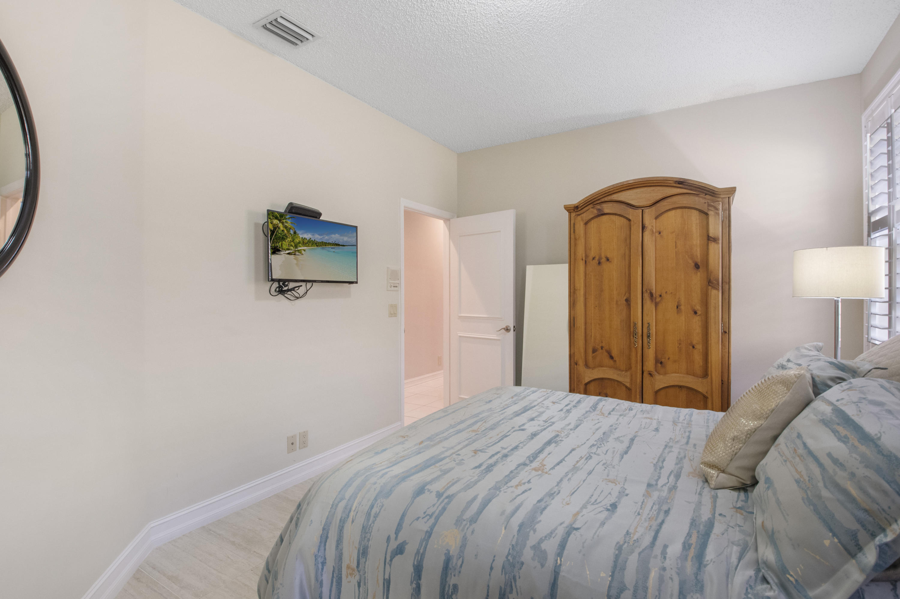 6647 Northwest 25th Avenue Boca Raton, FL 33496 - Photo 25 of 31 DSC_8470