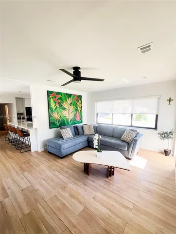 $4,950 | 1600 Southwest 17th Avenue, Miami, FL 33145