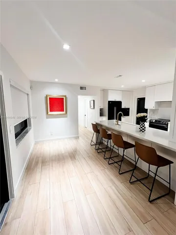 $4,950 | 1600 Southwest 17th Avenue, Miami, FL 33145