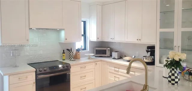 $4,950 | 1600 Southwest 17th Avenue, Miami, FL 33145