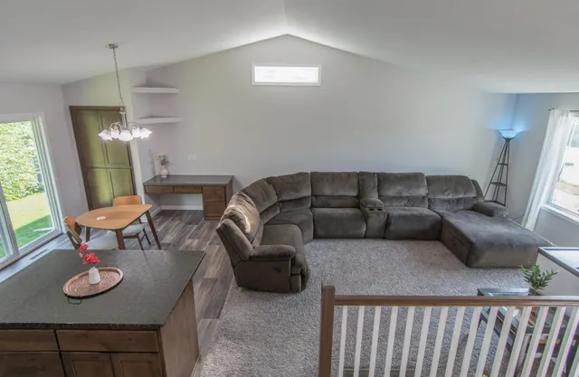 $324,900 | 949 Holton Avenue, Brainerd, MN 56401