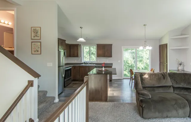 $324,900 | 949 Holton Avenue, Brainerd, MN 56401