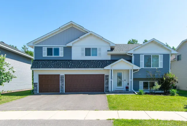 $324,900 | 949 Holton Avenue, Brainerd, MN 56401