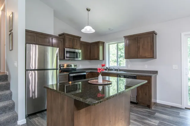 $324,900 | 949 Holton Avenue, Brainerd, MN 56401