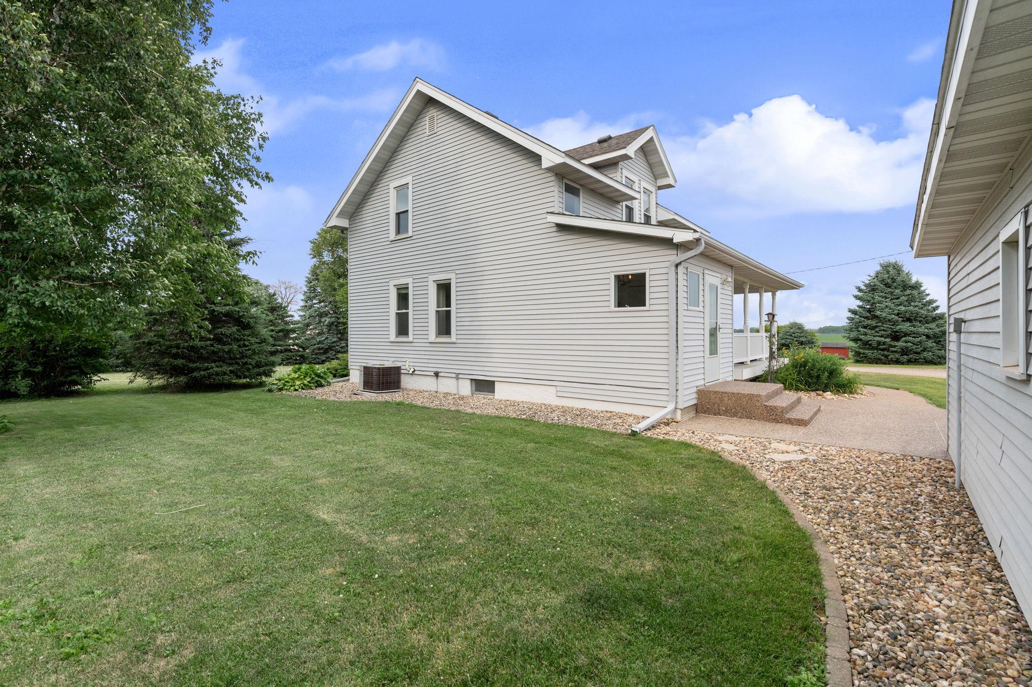 51413 150th Street Austin, MN 55912 - Photo 46 of 60