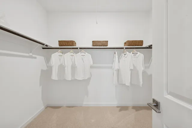 $370,460 | 7807 Jade Crest Drive, Angleton, TX 77515