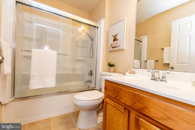 $725,000 | 13400 Oaklands Manor Drive, Laurel, MD 20708