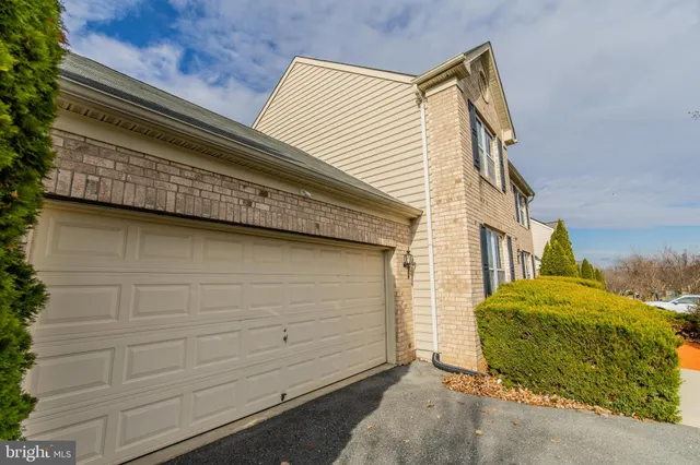 $725,000 | 13400 Oaklands Manor Drive, Laurel, MD 20708