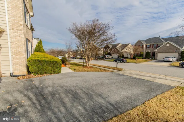 $725,000 | 13400 Oaklands Manor Drive, Laurel, MD 20708