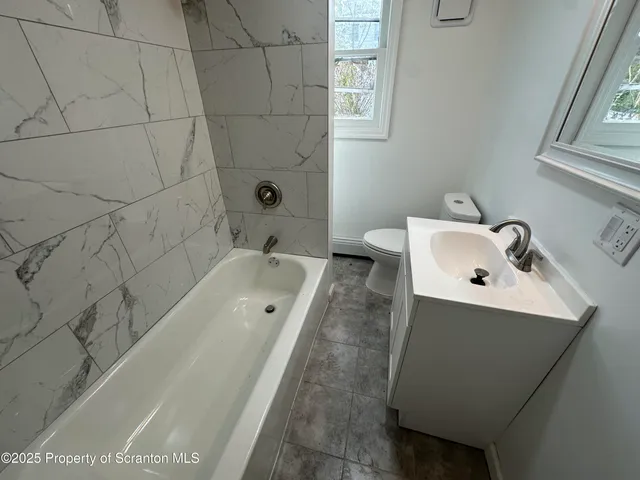 $1,150 | 113 North Fulton Street, Wilkes Barre, PA 18702