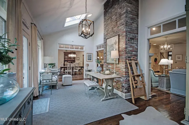 $585,900 | 422 Warwick Road, Clinton, MS 39056