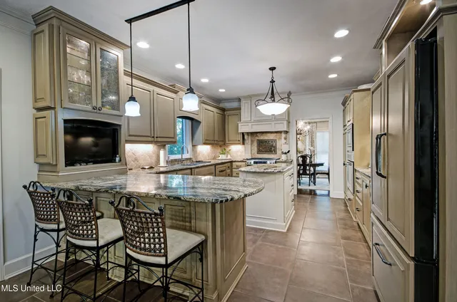 $585,900 | 422 Warwick Road, Clinton, MS 39056