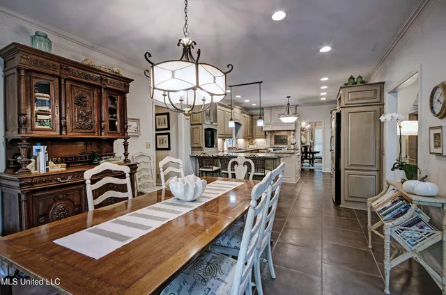 $585,900 | 422 Warwick Road, Clinton, MS 39056