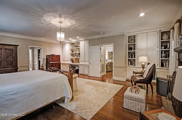 $585,900 | 422 Warwick Road, Clinton, MS 39056