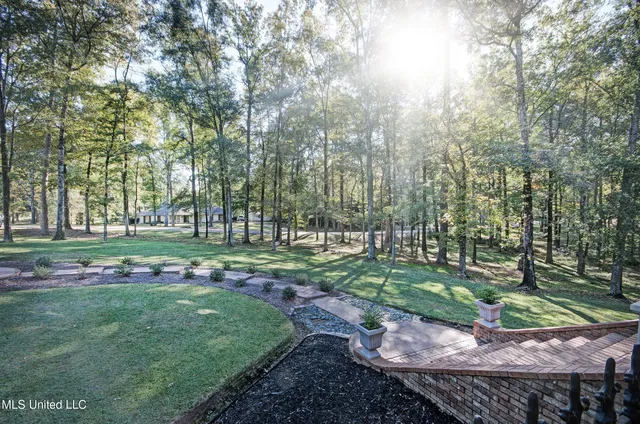 $585,900 | 422 Warwick Road, Clinton, MS 39056