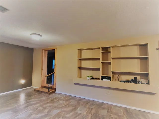 $137,900 | 318 North Pacific Street, Oxford, KS 67119