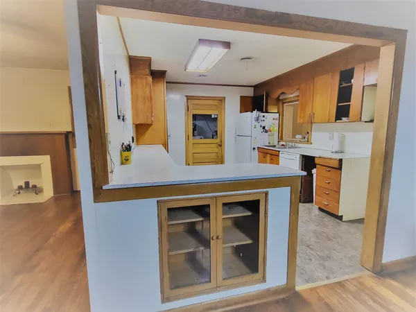 $137,900 | 318 North Pacific Street, Oxford, KS 67119