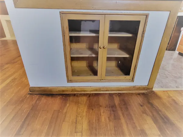 $137,900 | 318 North Pacific Street, Oxford, KS 67119