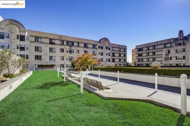 $338,000 | 989 Webster Street, Unit 450, Oakland, CA 94607