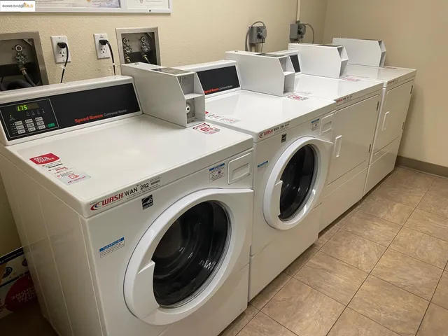 $338,000 | 989 Webster Street, Unit 450, Oakland, CA 94607