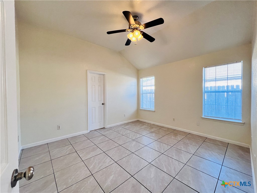1704 Boydstun Loop Killeen, TX 76542 - Photo 6 of 11 a view of an empty room and window