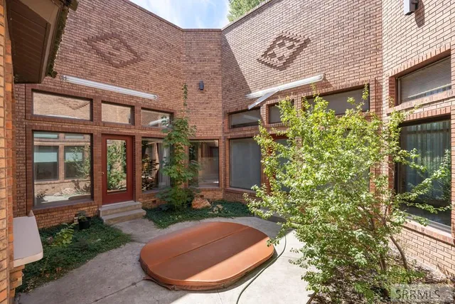 $2,995,000 | 2120 North 6000 West, Rexburg, ID 83440