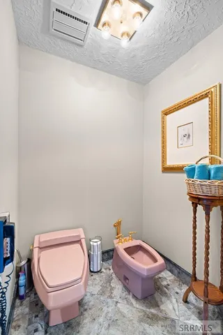 $2,995,000 | 2120 North 6000 West, Rexburg, ID 83440