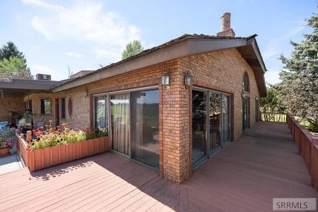 $2,995,000 | 2120 North 6000 West, Rexburg, ID 83440