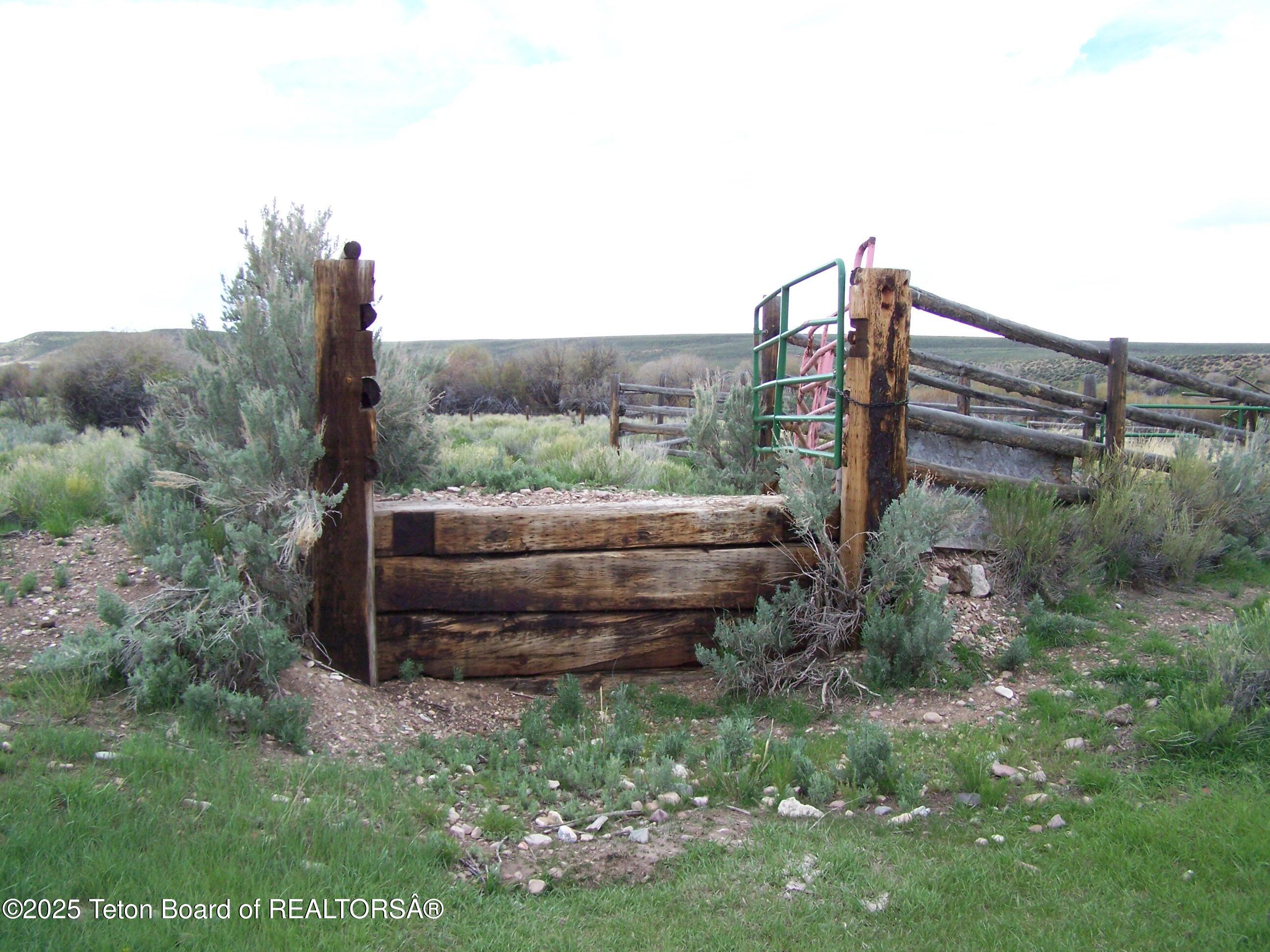 139 North Piney Lake Road Big Piney, WY 83113 - Photo 20 of 40 100_6083